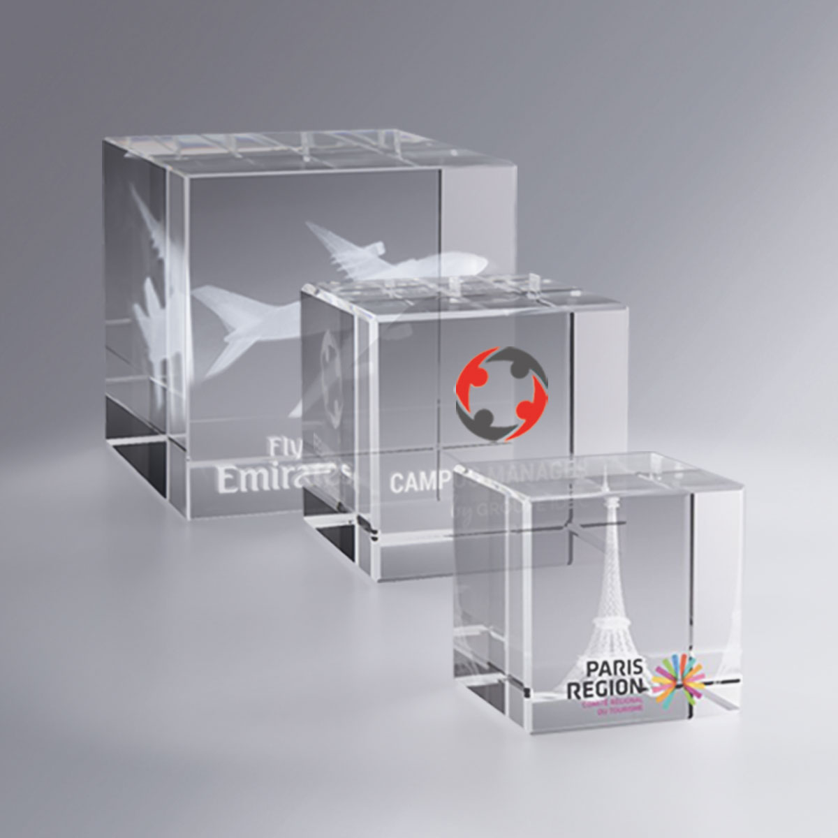 Cube Verre 4, 5 Et Cm : Un Cadeau D'Entreprise Unique