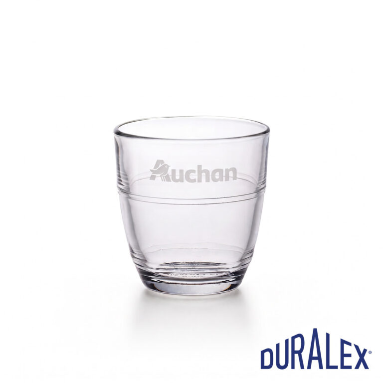 Duralex Gigogne 9 cl transparent personnalisé Verre Duralex Gigogne 9 cl transparent avec le logo Auchan sur la partie haute.